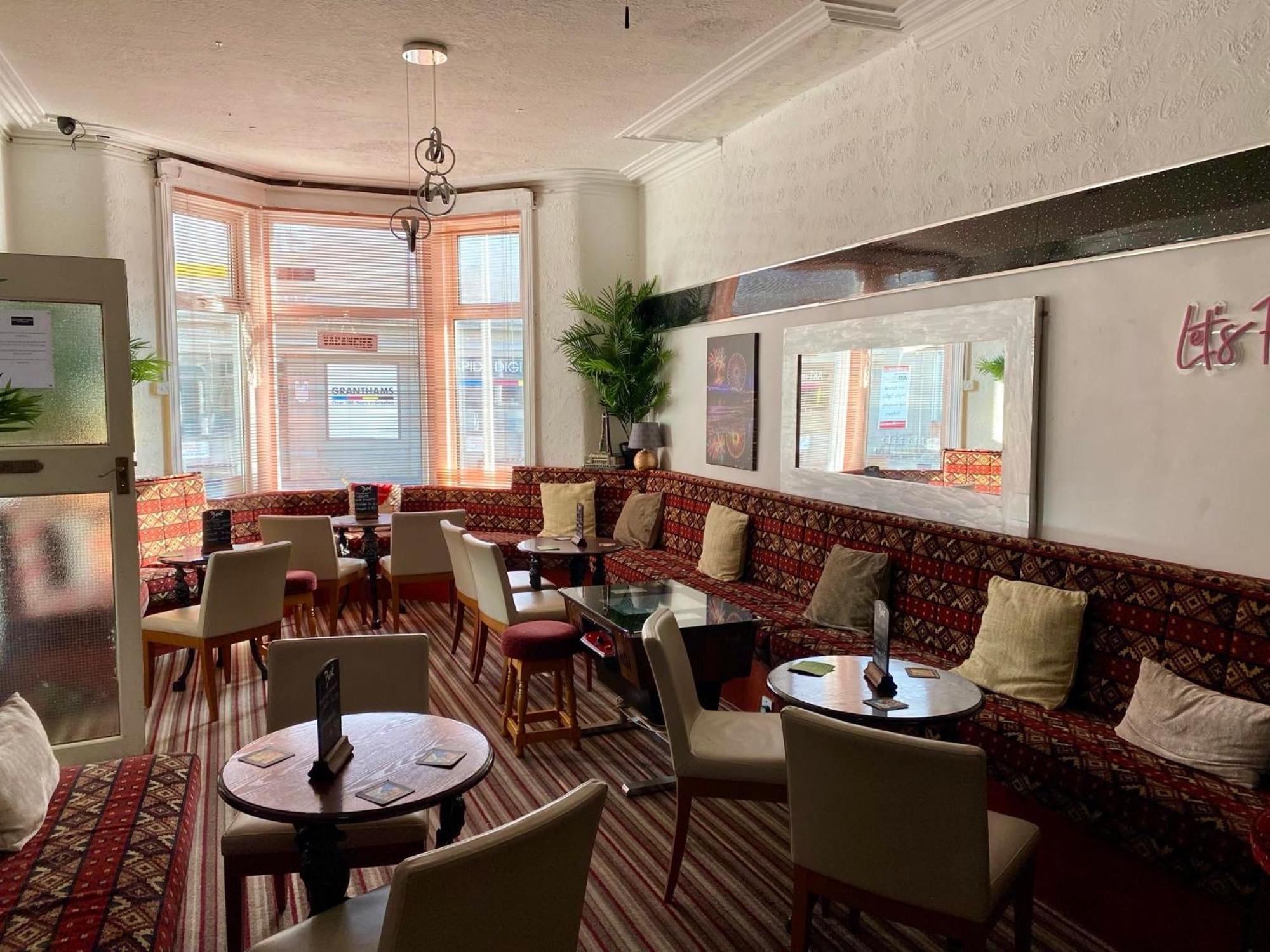Hotel Bromptons à Blackpool Extérieur photo