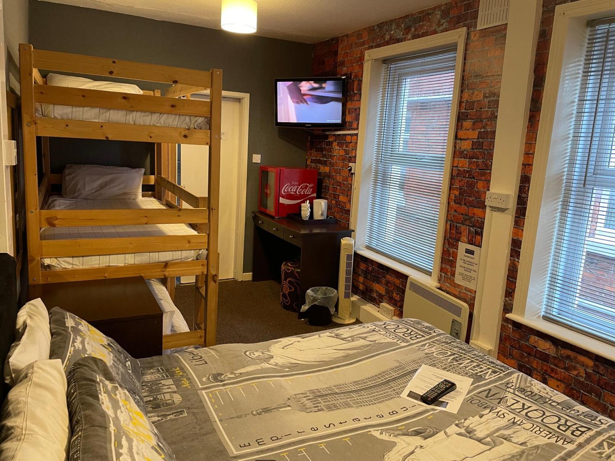Hotel Bromptons à Blackpool Extérieur photo