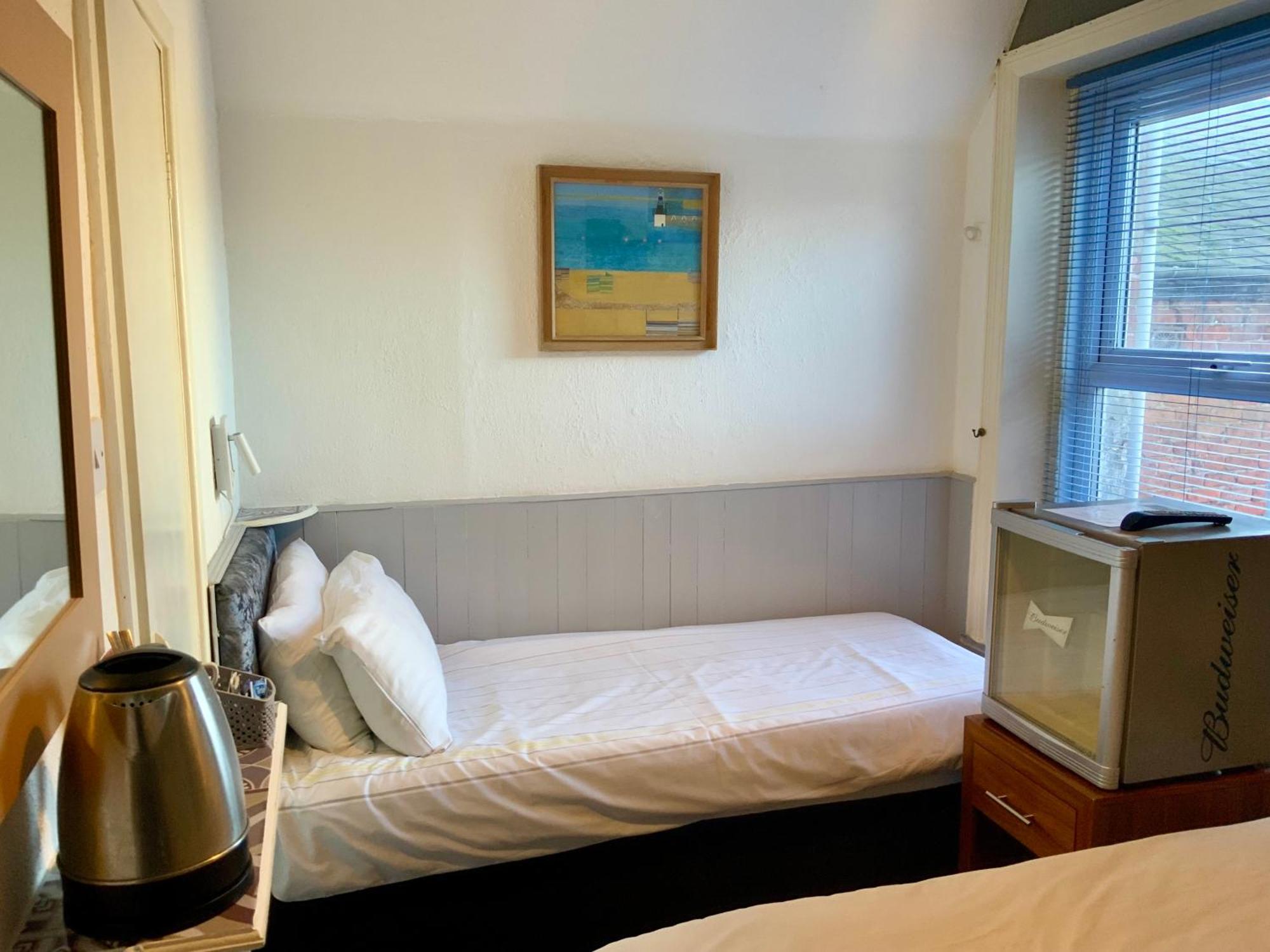 Hotel Bromptons à Blackpool Extérieur photo